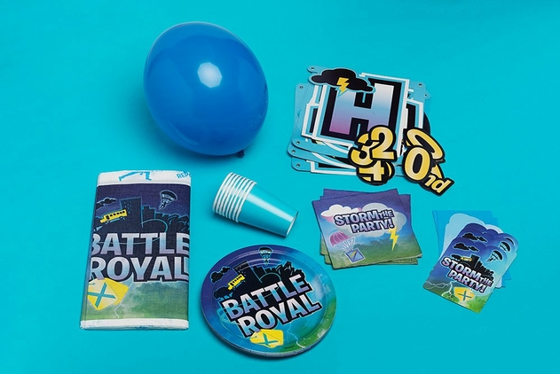 Image of WHSmith Exclusive Battle Royal Party In A Box