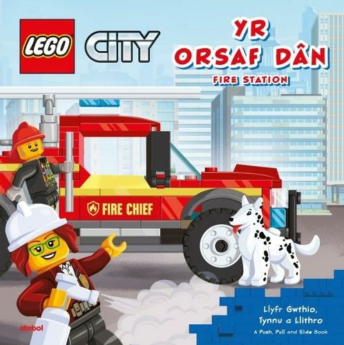 Lego City: Orsaf Dan, Yr / Fire Station: (Bilingual edition)